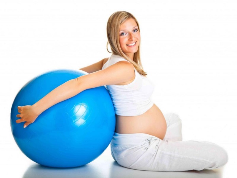 Какое нижнее белье стоит носить во время беременности?3